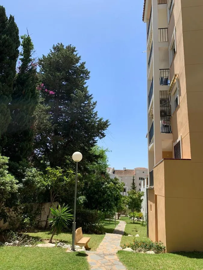Apartament Tulipanes Benalmadena - Parking Privado 0*,